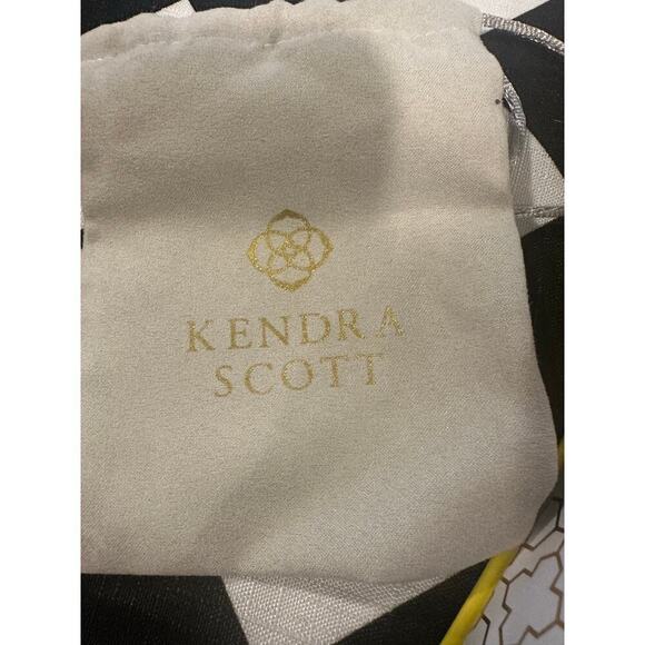 Kendra Scott Gold Blue Iridescent pendent NWT necklace jewelry - Picture 2 of 4